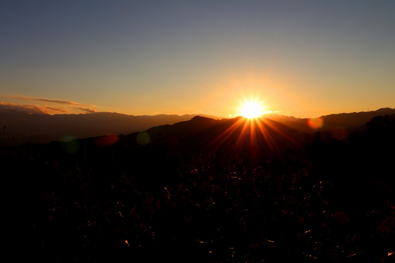 「夕焼け観賞便」１１月３０日まで運行中。　　